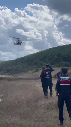 Kuru yük gemisi karaya oturdu; mürettebat kurtarıldı (4)