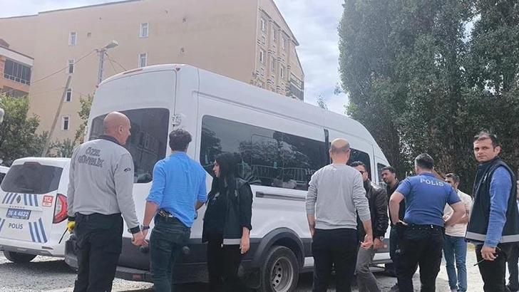 Çocukları koruma altına alınan aileden polislere taşlı saldırı