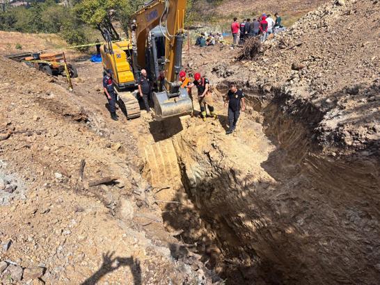 Manisa’da havuz kazısında toprak kaydı: 2 ölü