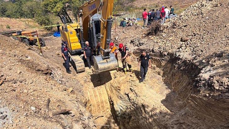 Manisa’da havuz kazısında toprak kaydı: 2 ölü