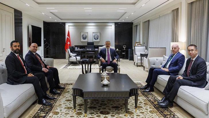 Bakan Fidan, Irak Türkmen Cephesi Başkanı Ağaoğlu'nu kabul etti