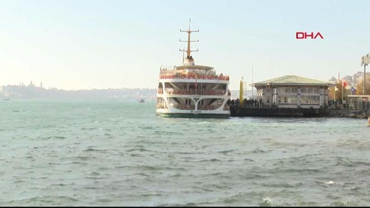 İstanbul Boğazı'nda gemi trafiği çift yönlü askıya alındı