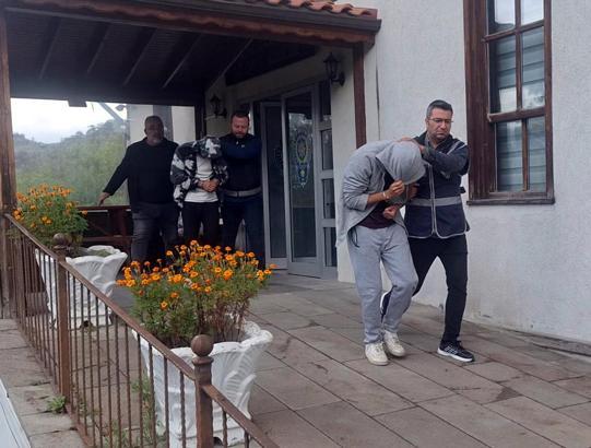 Tarihi konağı, bekçinin husumetlileri kundaklamış: 2 tutuklama