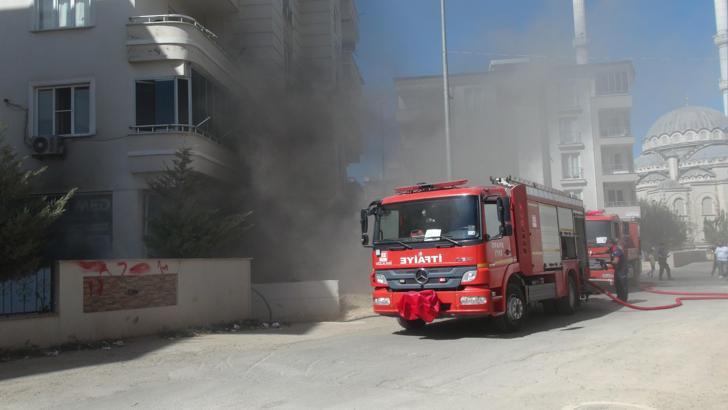 Kilis'te atölyede çıkan yangın itfaiye söndürdü