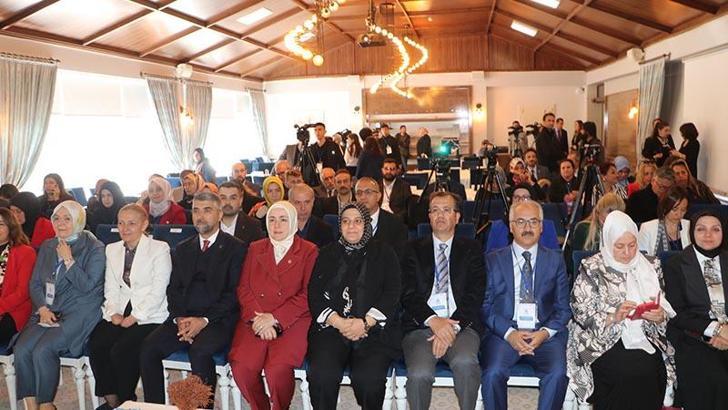 Erzurum'da 'Aile için Dijital Eğitim ve Psiko-Sosyal Destek Çalıştayı' düzenlendi