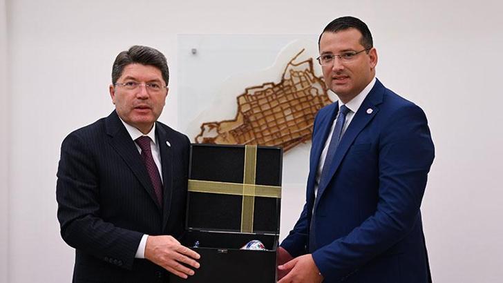 Bakan Tunç'tan peş peşe önemli görüşmeler