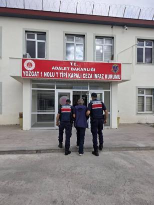Dayısıyla yengesini öldüren yeğen tutuklandı