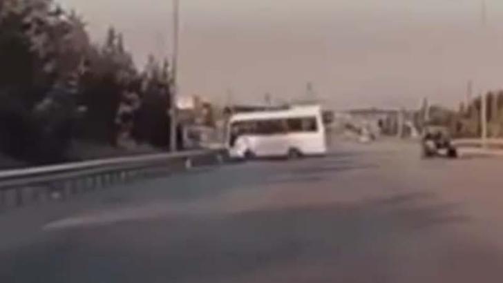 Otomobiliyle ters yönde gidip kazaya neden olan sürücüye 10 bin TL ceza