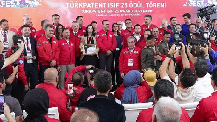 Bakan Kacır Türkpatent Isıf’25 Ödül Töreni’ne katıldı