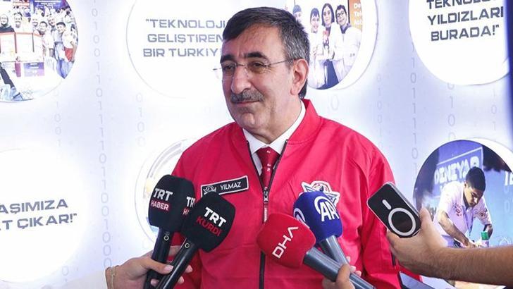Cumhurbaşkanı Yardımcısı Cevdet Yılmaz TEKNOFEST'i ziyaret etti - Güncel  Politika Haberleri