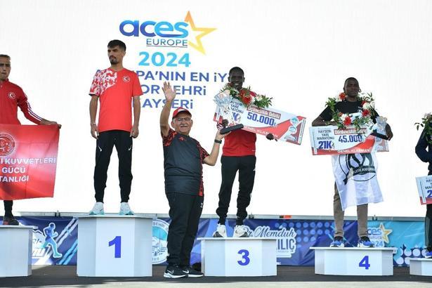 Uluslararası Kayseri 5’inci Yarı maratonu sona erdi