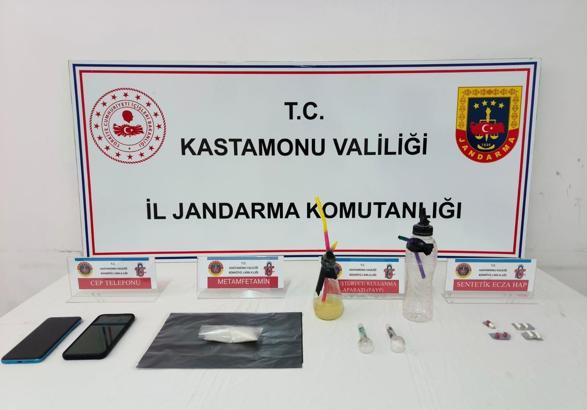 Kastamonu'da uyuşturucu operasyonu: 2 gözaltı