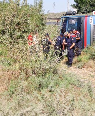 Mersin'de cezaevi ring aracı devrildi: 5'i mahkum 12 yaralı