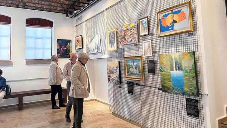 Emekli askerlerden resim sergisi