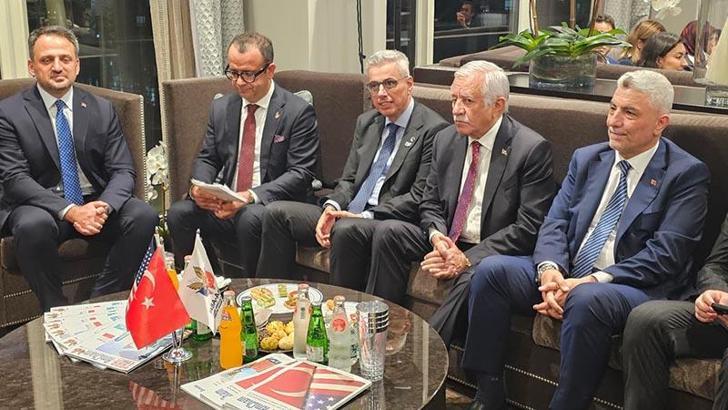 Bakan Bolat, New York'ta iş dünyası temsilcileriyle görüştü