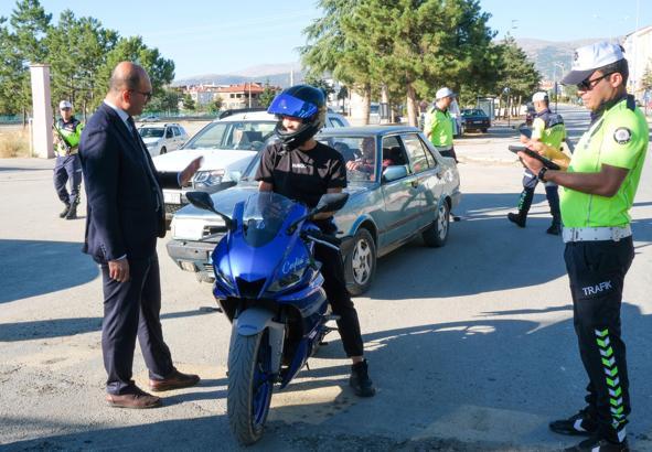 Yalvaç'ta trafik denetimi