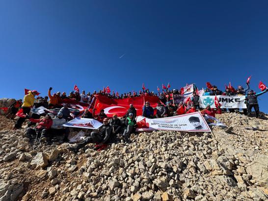 Cumhuriyetin 102'nci yılında Aladağlar’a 102 dağcı tırmanacak