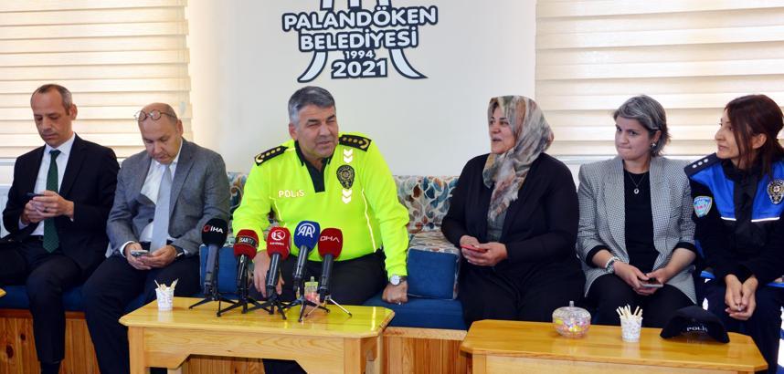 Erzurum Emniyet Müdürü Karaburun: Telefonlarınıza ‘UYUMA’ programını indirin