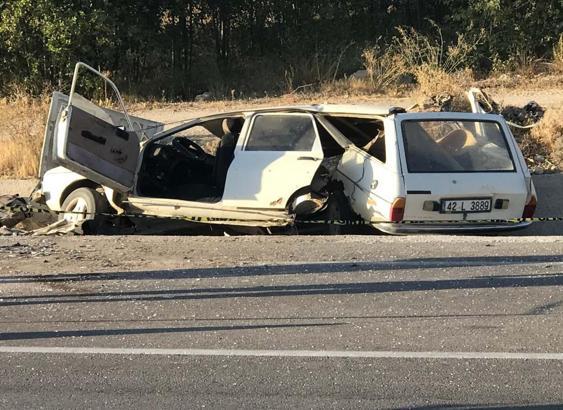 Konya'da 2 otomobil çarpıştı; ikizler öldü, 5 yaralı