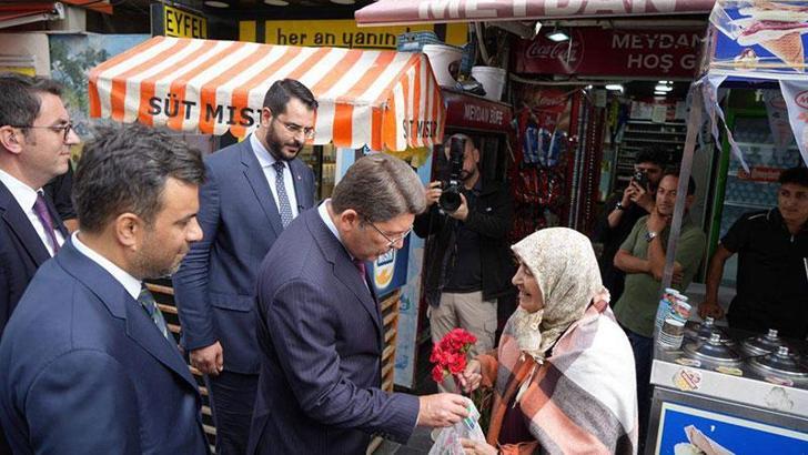 AK Parti’den bir günde 1.700 program