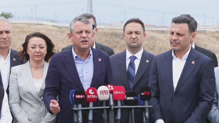 Özgür Özel, İmamoğlu'nun duruşması sonrasında açıklama yaptı