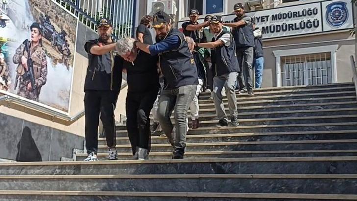 Başakşehir'de iş yerinde çalışanlarını işkence yaparak öldüren şüpheliler adliyeye sevk edildi