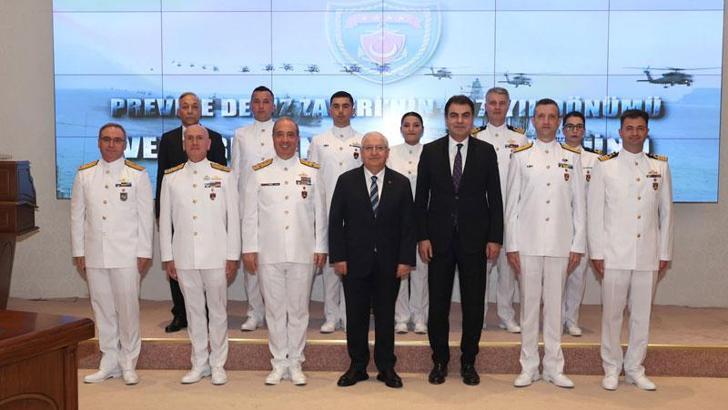 Bakan Güler, Deniz Kuvvetleri Komutanlığı personelini kabul etti