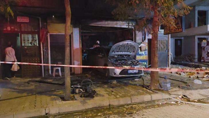 İstanbul - Bahçelievler'de oto tamirhanesinde yangın; 2 araç kullanılamaz hale geldi