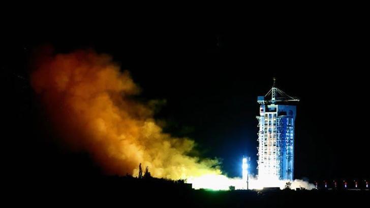 Çin yeni meteoroloji uydusunu yörüngeye gönderdi