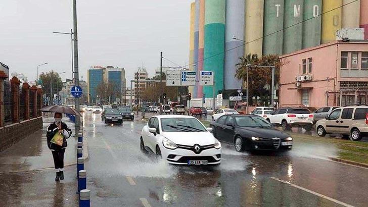 İzmir'in güneyi için kuvvetli sağanak uyarısı