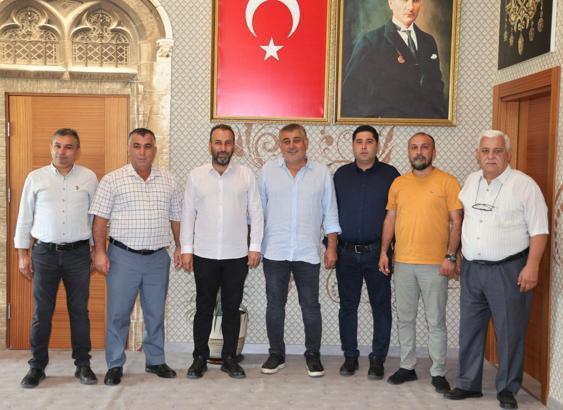 Aksu'da başkandan sonra CHP'li 6 meclis üyesi de istifa etti