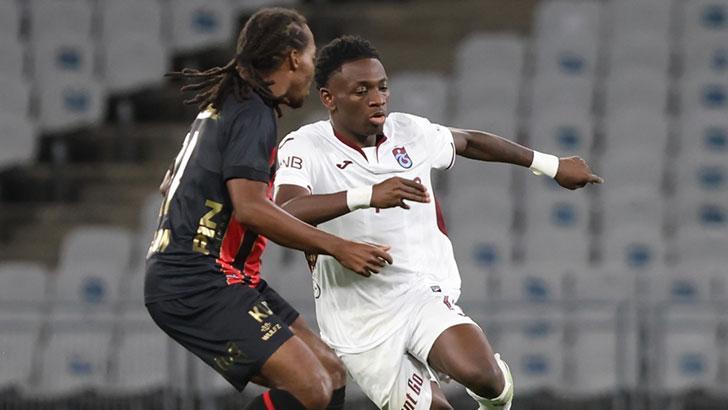 Olaigbe Trabzonspor’da parlıyor