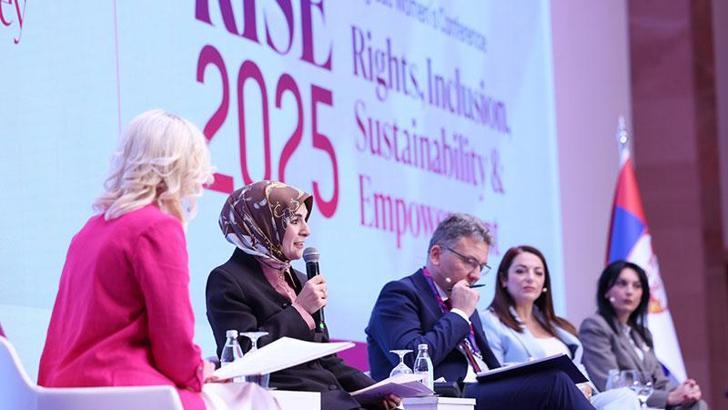 Bakan Göktaş, Belgrad Kadın Konferansı kapsamında düzenlenen panele katıldı