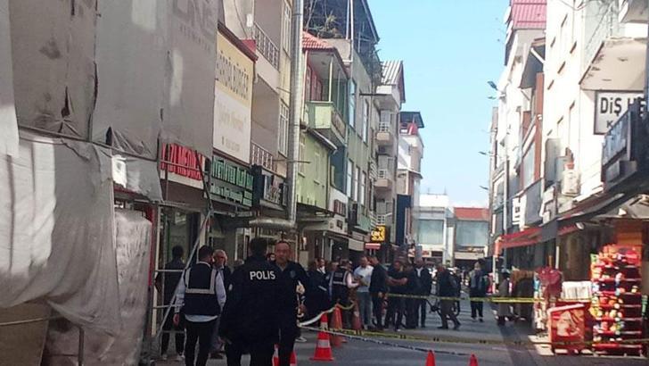 Duvarlarından sesler gelen bina tahliye edildi