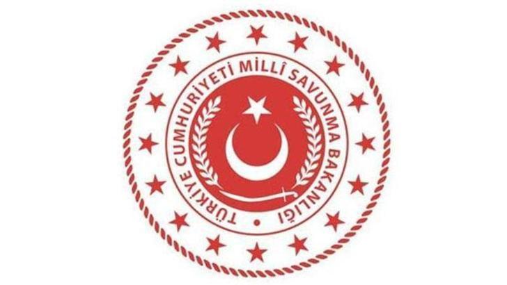 MSB: Doğu Akdeniz'de yardım talebinde bulunan 11 kişi tahliye edildi