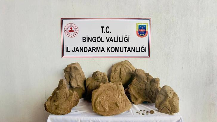 Bingöl’de 30 parça tarihi eser ele geçirildi