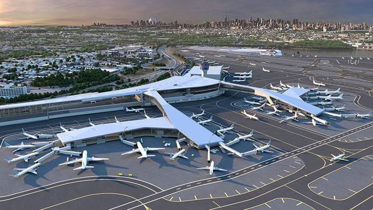 New York'ta iki uçak pistte çarpıştı