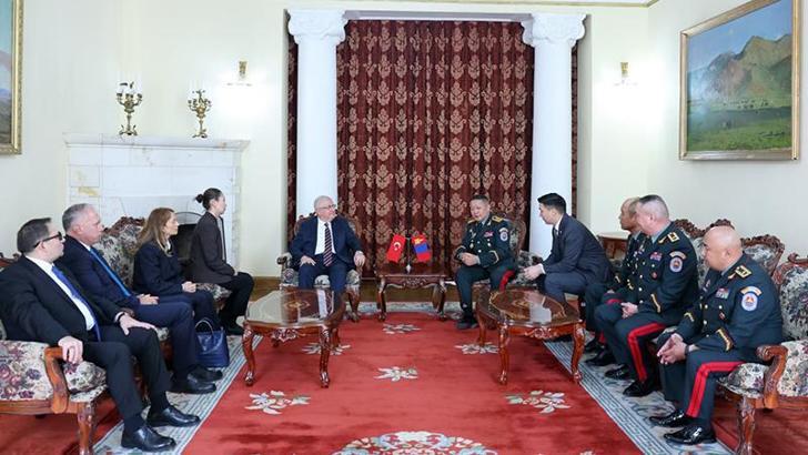 Bakan Güler, Ulanbator Büyükelçiliği’ni ziyaret etti