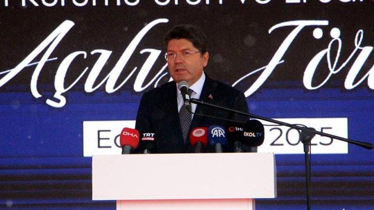 Bakan Tunç: Alıkoyduğunuz insan hakları savunucularını serbest bırakmanız gerekir