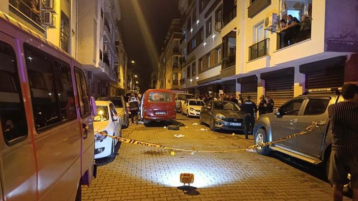 Manisa'da seyir halindeki kamyonete silahlı saldırı; 3 yaralı