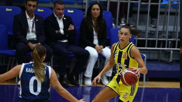 Fenerbahçe Opet lige galibiyetle başladı