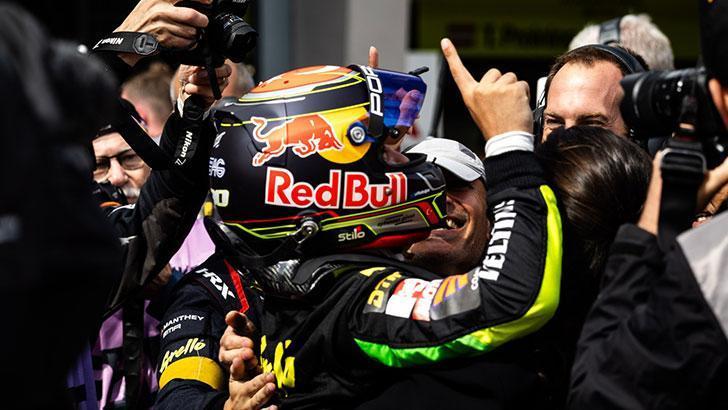 Ayhancan Güven’den tarihi şampiyonluk