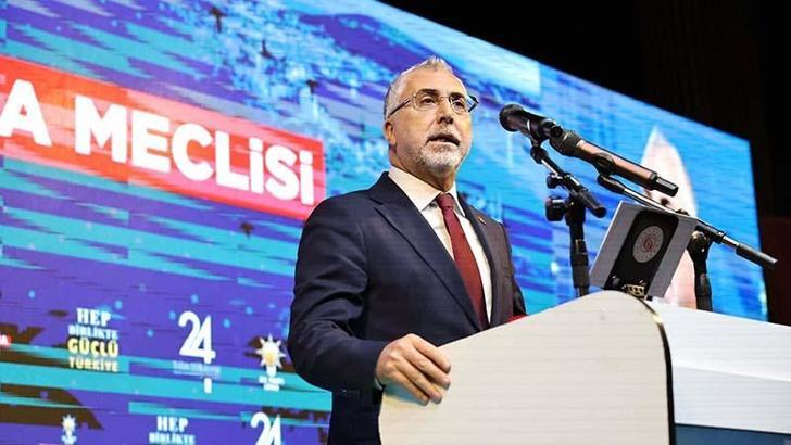 Bakan Işıkhan: İzmir çöp dağlarından ve kokudan geçilmiyor