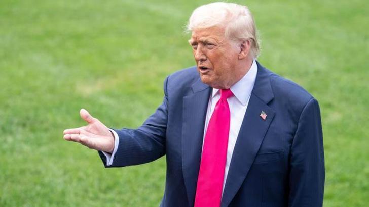 Trump: Hiç olmadığı kadar harika gemiler yapacağız