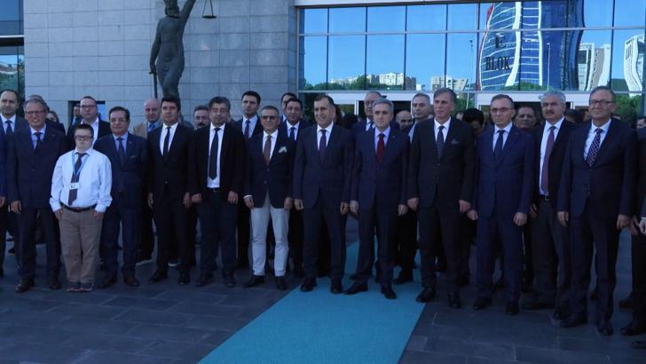 İstanbul - Yargıtay Cumhuriyet Savcılığı'na atanan Zafer Koç için Anadolu Adliyesi'nde veda töreni