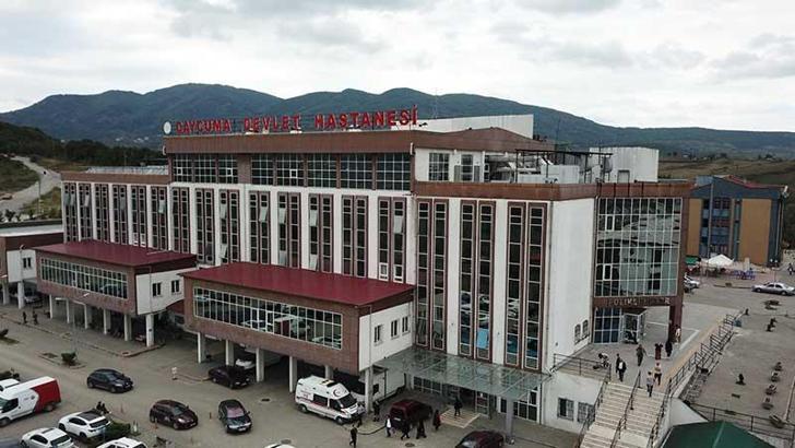 16 yaşındaki çocuk, karın ağrısı şikayetiyle geldiği hastanede doğum yaptı