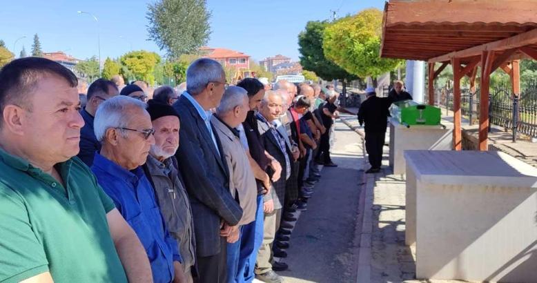 14 yıl önce kazada ölen kişiyle karıştırılmıştı; aynı yerde kaza geçirip yaşamını yitirdi (2)