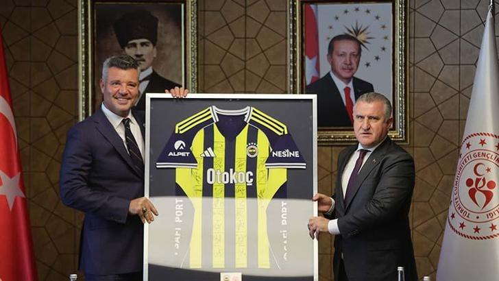 Bakan Bak, Fenerbahçe yönetimini kabul etti