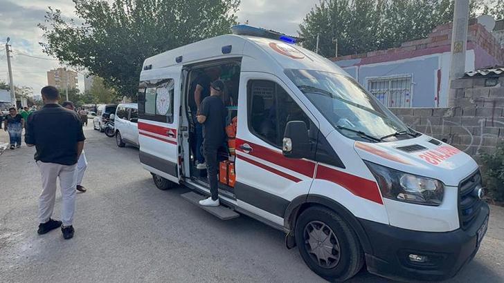 Husumetli ailelerin silahlı kavgası; 2 yaralı