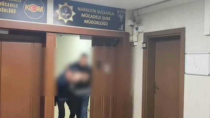 Aranan hükümlü uyuşturucu operasyonunda yakalandı; 2 tutuklama